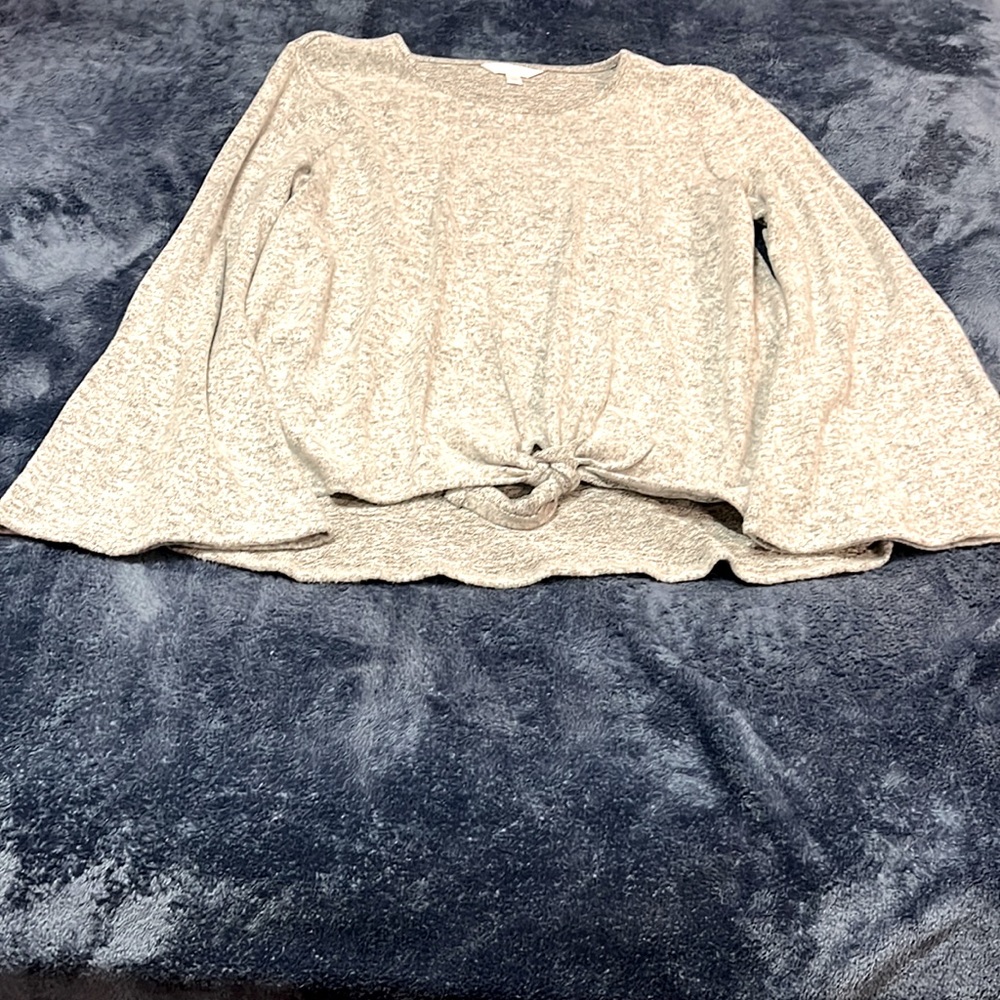 LC Lauren Conrad Gray Top